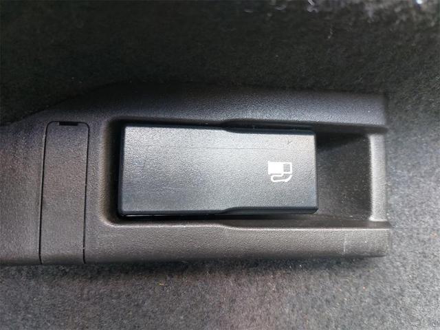 Photo of 2023 Crystal White Pearl Subaru Crosstrek