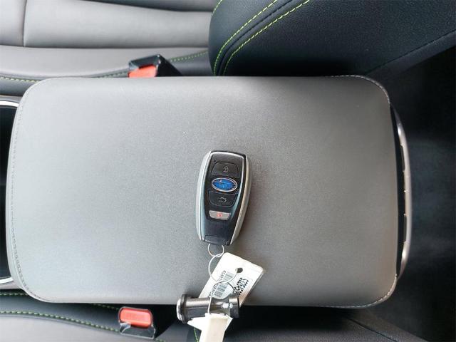Photo of 2023 Crystal Black Silica Subaru Outback