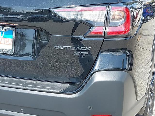 Photo of 2023 Crystal Black Silica Subaru Outback