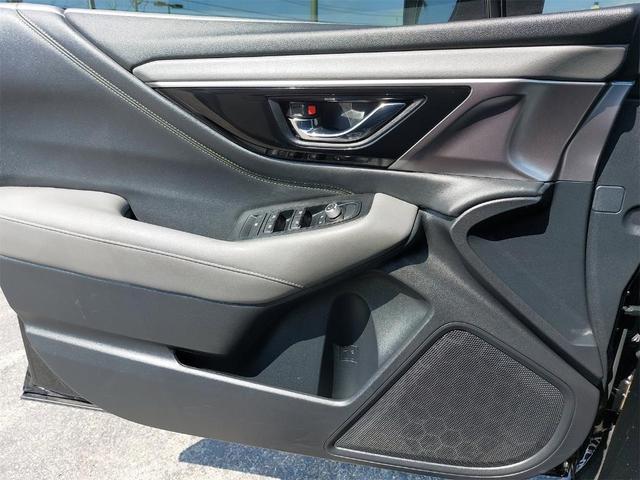 Photo of 2023 Crystal Black Silica Subaru Outback