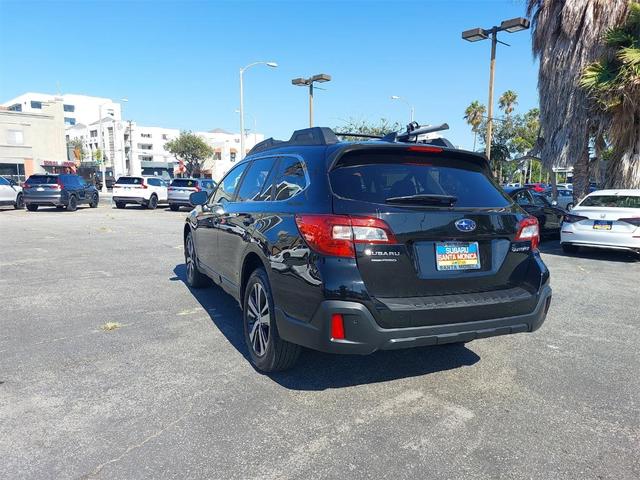 Photo of 2019 Crystal Black Silica Subaru Outback