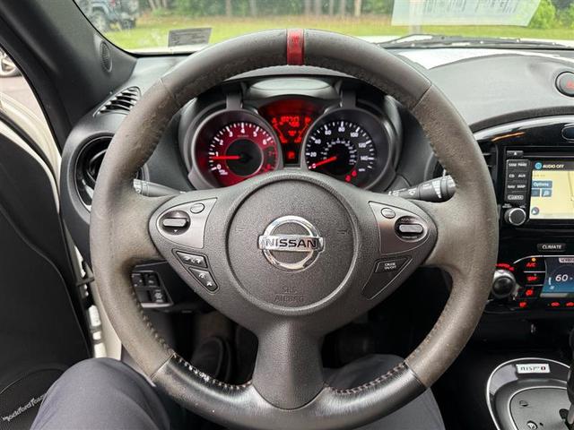 Photo of 2014 White Pearl Nissan Juke