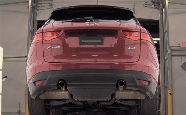 Photo of 2019 Red Alert Metallic Jaguar F-PACE