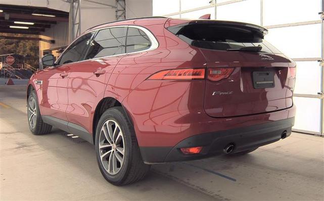 Photo of 2019 Red Alert Metallic Jaguar F-PACE