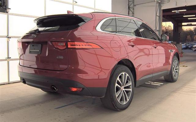 Photo of 2019 Red Alert Metallic Jaguar F-PACE