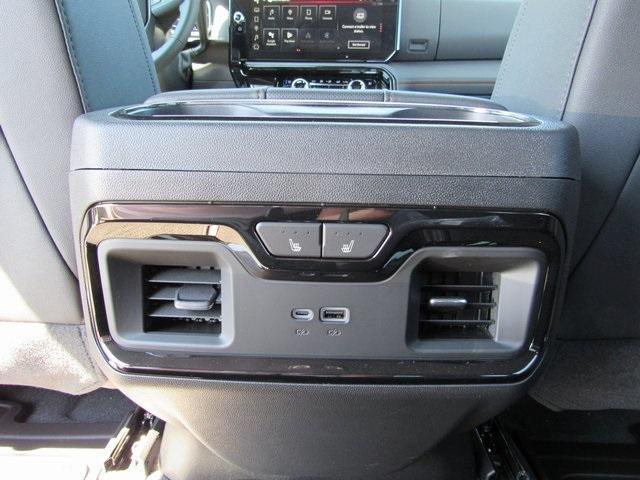 Photo of 2025 White GMC Sierra 2500