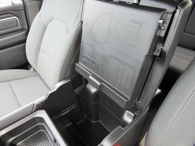 Photo of 2022 Billet Silver Metallic Clearcoat RAM 1500