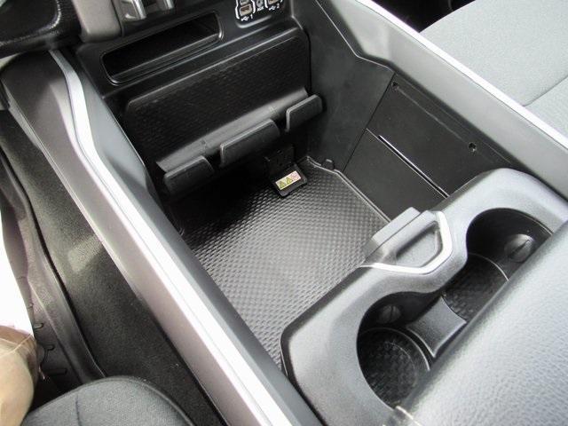Photo of 2022 Billet Silver Metallic Clearcoat RAM 1500