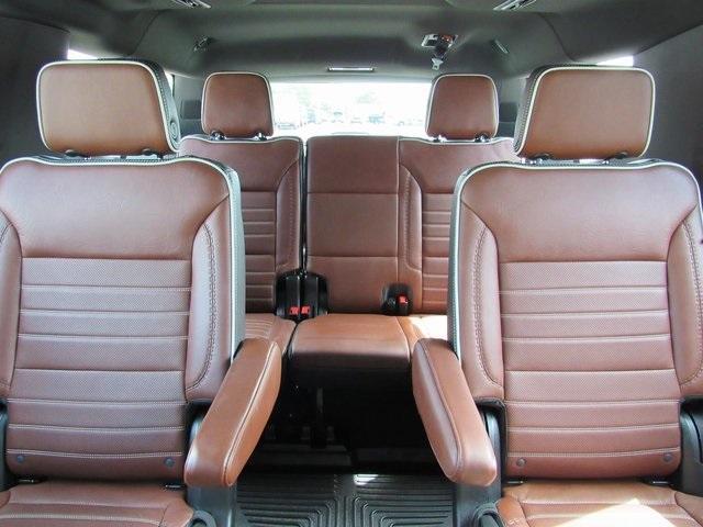 Photo of 2023 White Frost Tri-Coat GMC Yukon XL
