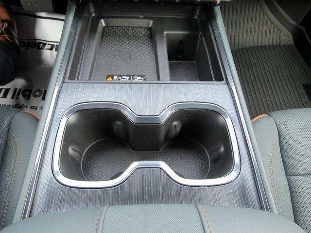 Photo of 2024 Ebony Twilight Metallic GMC Acadia