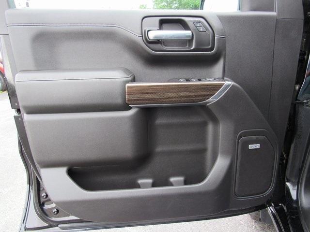 Photo of 2020 Black Chevrolet Silverado 1500