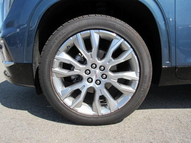 Photo of 2024 Metallic GMC Acadia