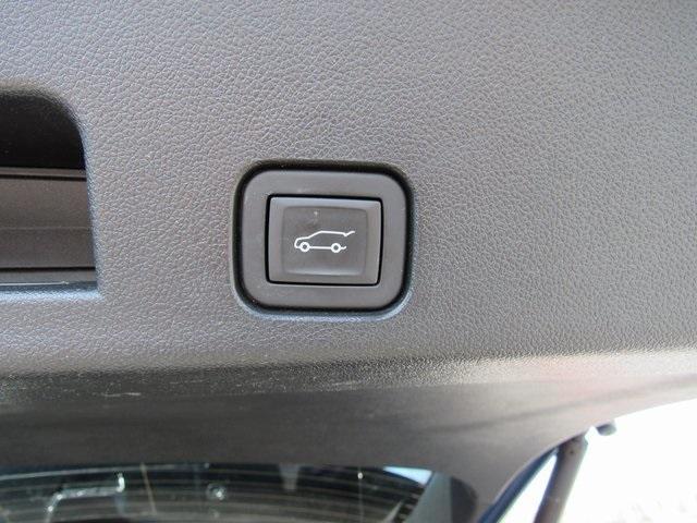 Photo of 2024 Metallic GMC Acadia