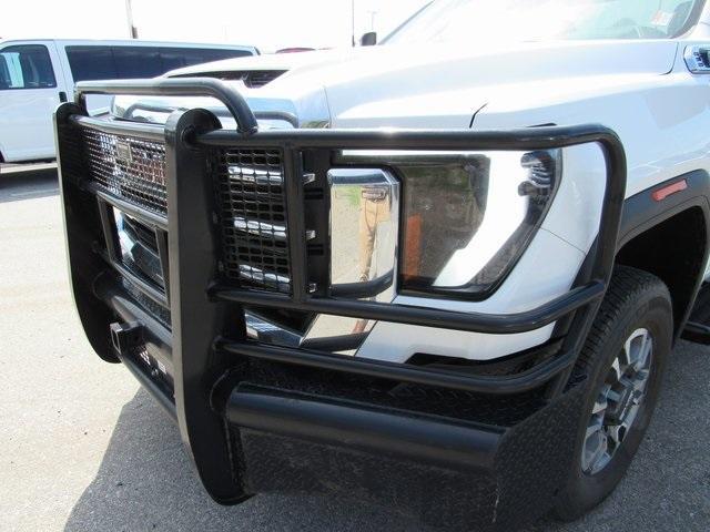 Photo of 2024 Summit White GMC Sierra 3500
