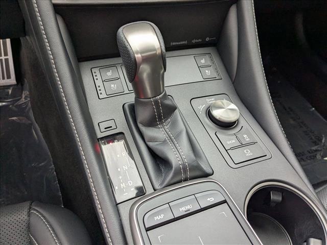 Photo of 2022 Ultra White Lexus RC 300