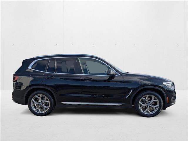 Photo of 2024 Black Sapphire Metallic BMW X3