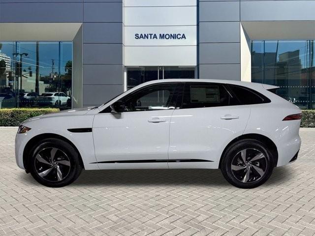 Photo of 2026 Fuji White Jaguar F-PACE