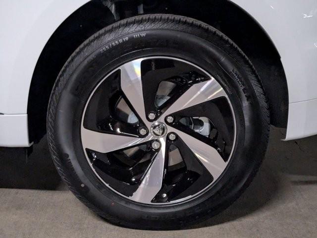 Photo of 2026 Fuji White Jaguar F-PACE