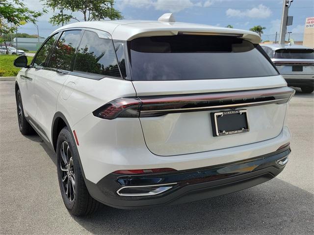 Photo of 2025 White Platinum Clearcoat Metallic Lincoln Nautilus