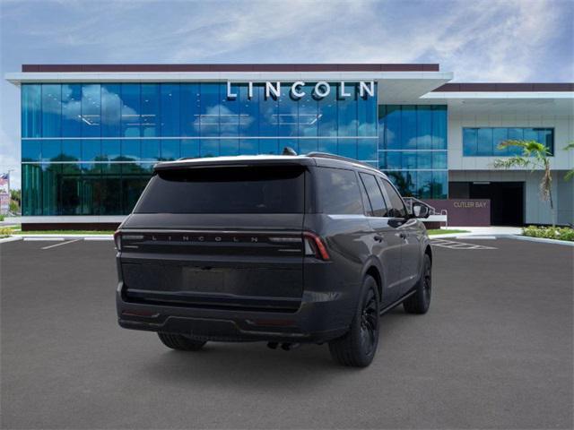 Photo of 2025 Black Metallic Lincoln Navigator