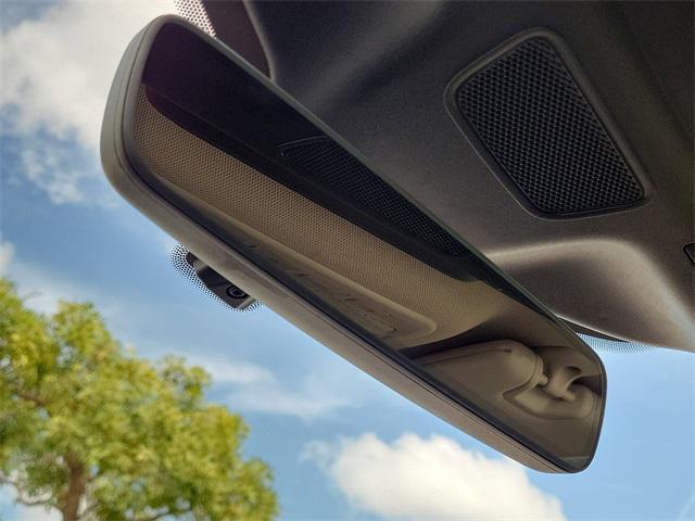 Photo of 2022 Flight Blue Metallic Clearcoat Lincoln Nautilus
