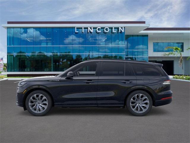 Photo of 2025 Infinite Black Metallic Clearcoat Lincoln Aviator