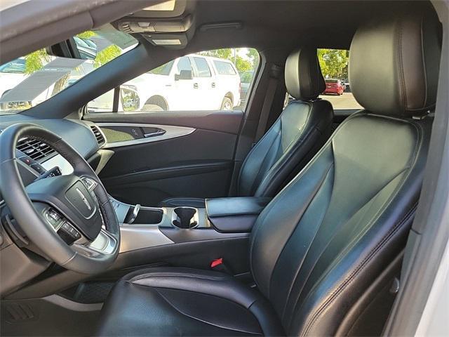 Photo of 2020 Pristine White Lincoln Nautilus