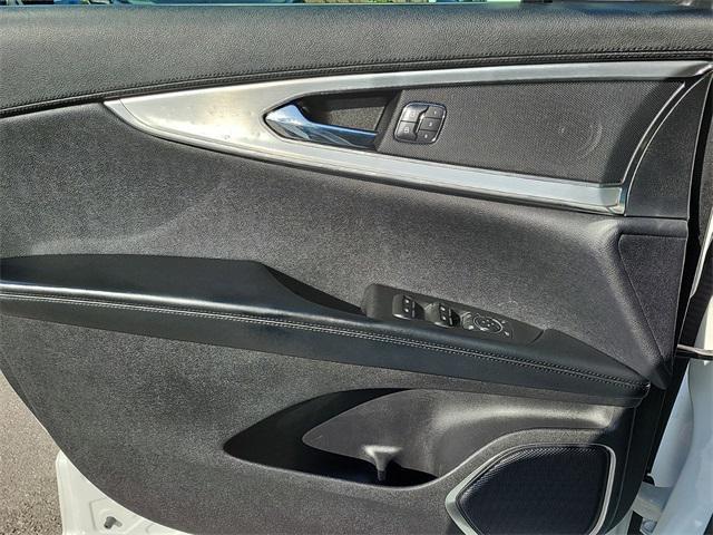 Photo of 2020 Pristine White Lincoln Nautilus