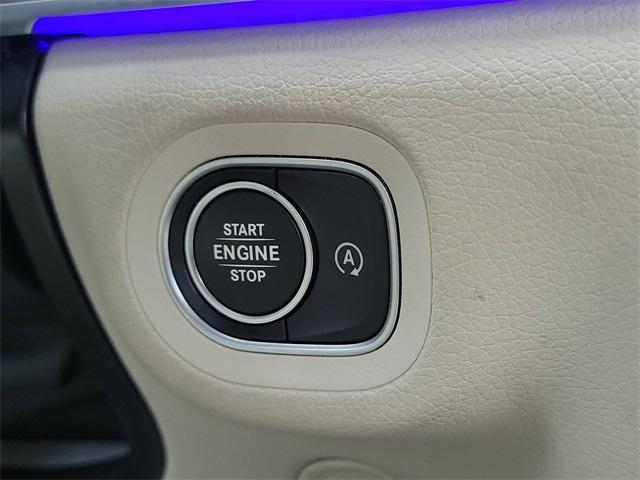 Photo of 2022 Gold Mercedes-Benz GLE 350