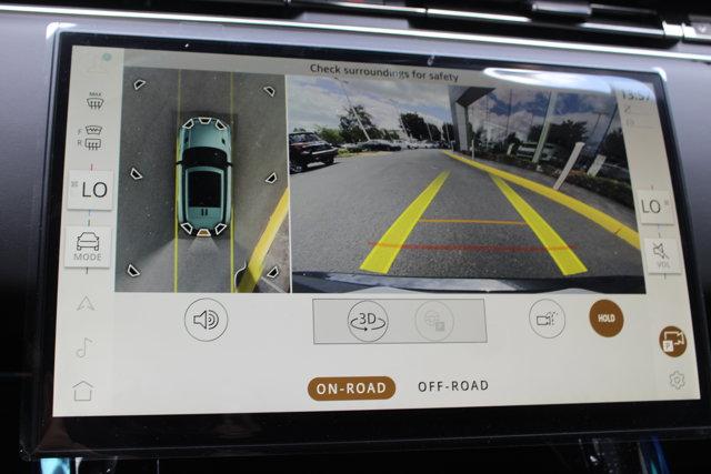 Photo of 2025 Fuji White Land Rover Range Rover Sport