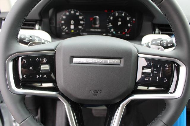 Photo of 2025 Fuji White Land Rover Discovery Sport
