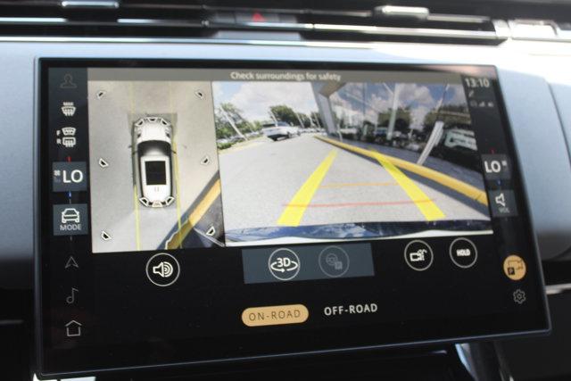 Photo of 2025 Ligurian Black Gloss Land Rover Range Rover Sport