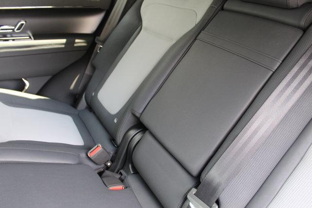 Photo of 2025 Ligurian Black Gloss Land Rover Range Rover Sport