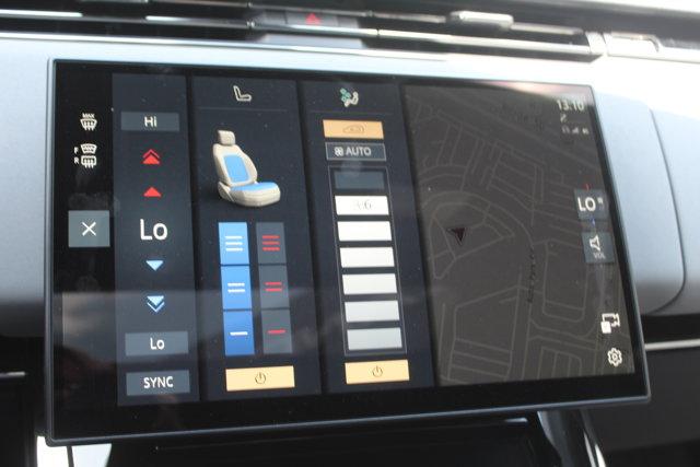 Photo of 2025 Ligurian Black Gloss Land Rover Range Rover Sport