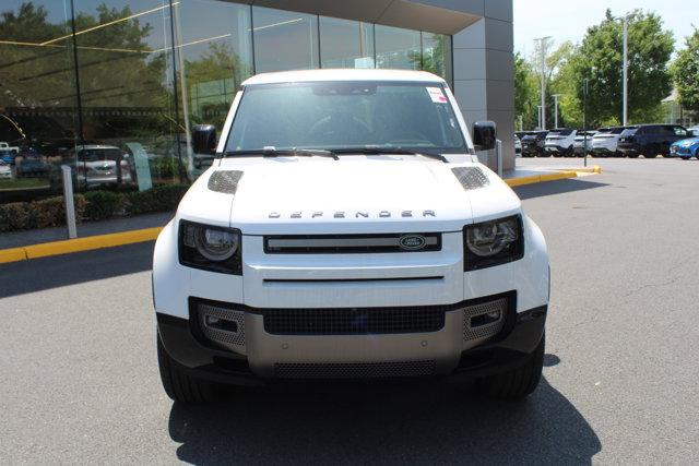 Photo of 2025 Fuji White Land Rover Defender