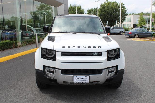Photo of 2025 Fuji White Land Rover Defender