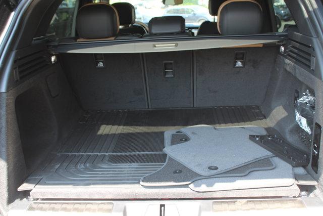 Photo of 2025 Carpathian Grey Premium Metallic Land Rover Range Rover Sport