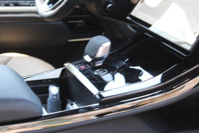 Photo of 2025 Carpathian Grey Premium Metallic Land Rover Range Rover Sport