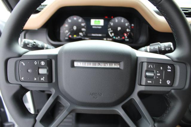 Photo of 2025 Fuji White Land Rover Defender