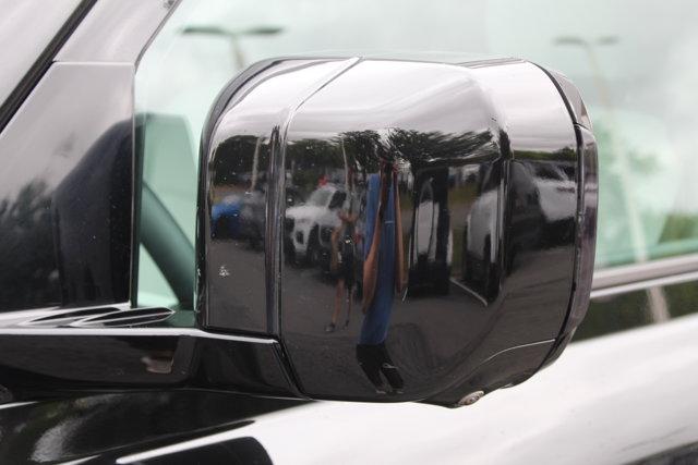 Photo of 2025 Santorini Black Metallic Land Rover Defender