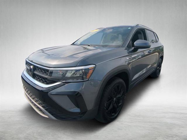 Photo of 2023 Gray Volkswagen Taos