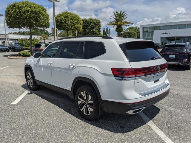 Photo of 2025 Pure White Volkswagen Atlas