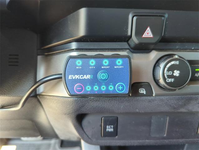 Photo of 2019 Magnetic Gray Metallic Toyota Tacoma