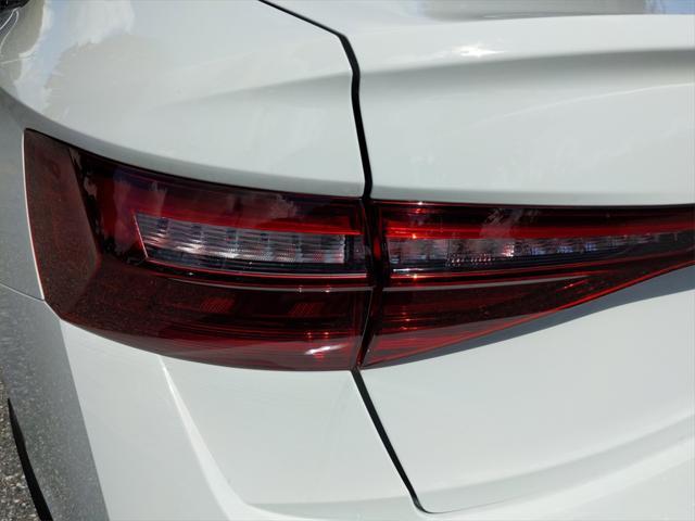 Photo of 2025 Pure White Volkswagen Jetta