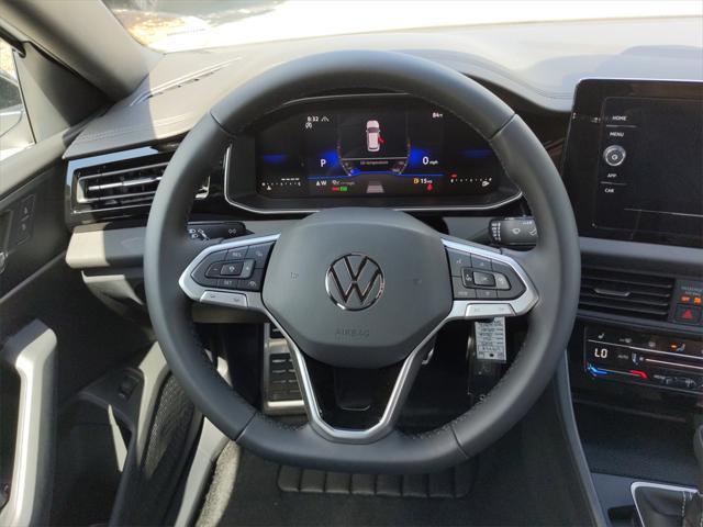 Photo of 2025 Pure White Volkswagen Jetta