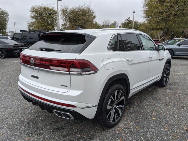 Photo of 2025 Opal White Volkswagen Atlas Cross Sport