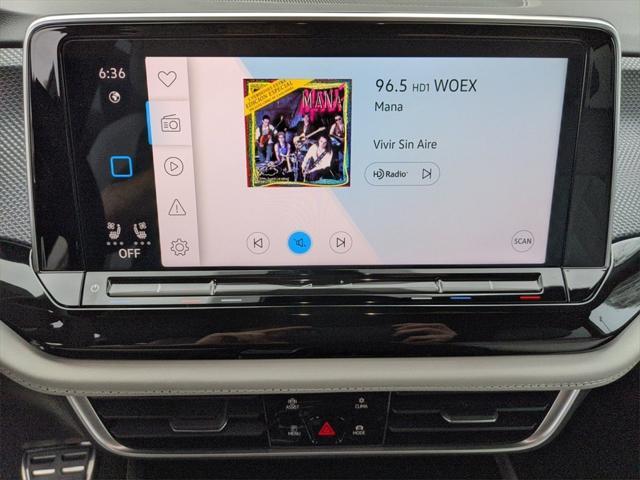 Photo of 2025 Opal White Volkswagen Atlas Cross Sport