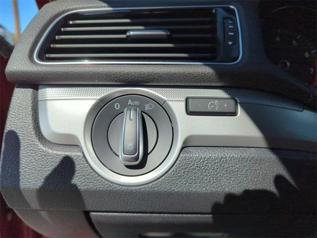 Photo of 2019 Fortana Red Metallic Volkswagen Passat