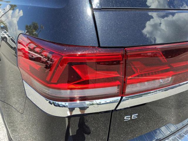 Photo of 2025 Deep Black Pearl Volkswagen Atlas
