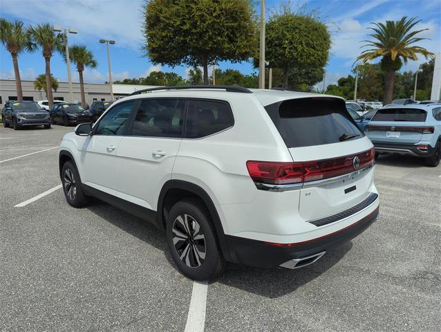 Photo of 2026 Opal White Volkswagen Atlas